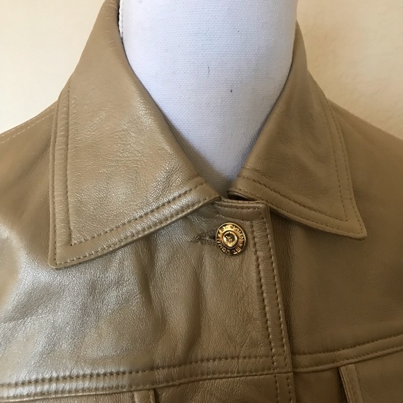 SOLD - Picture 4 of 8